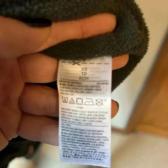 Old Navy Olive Green Puffer Vest - Picture 3 of 4